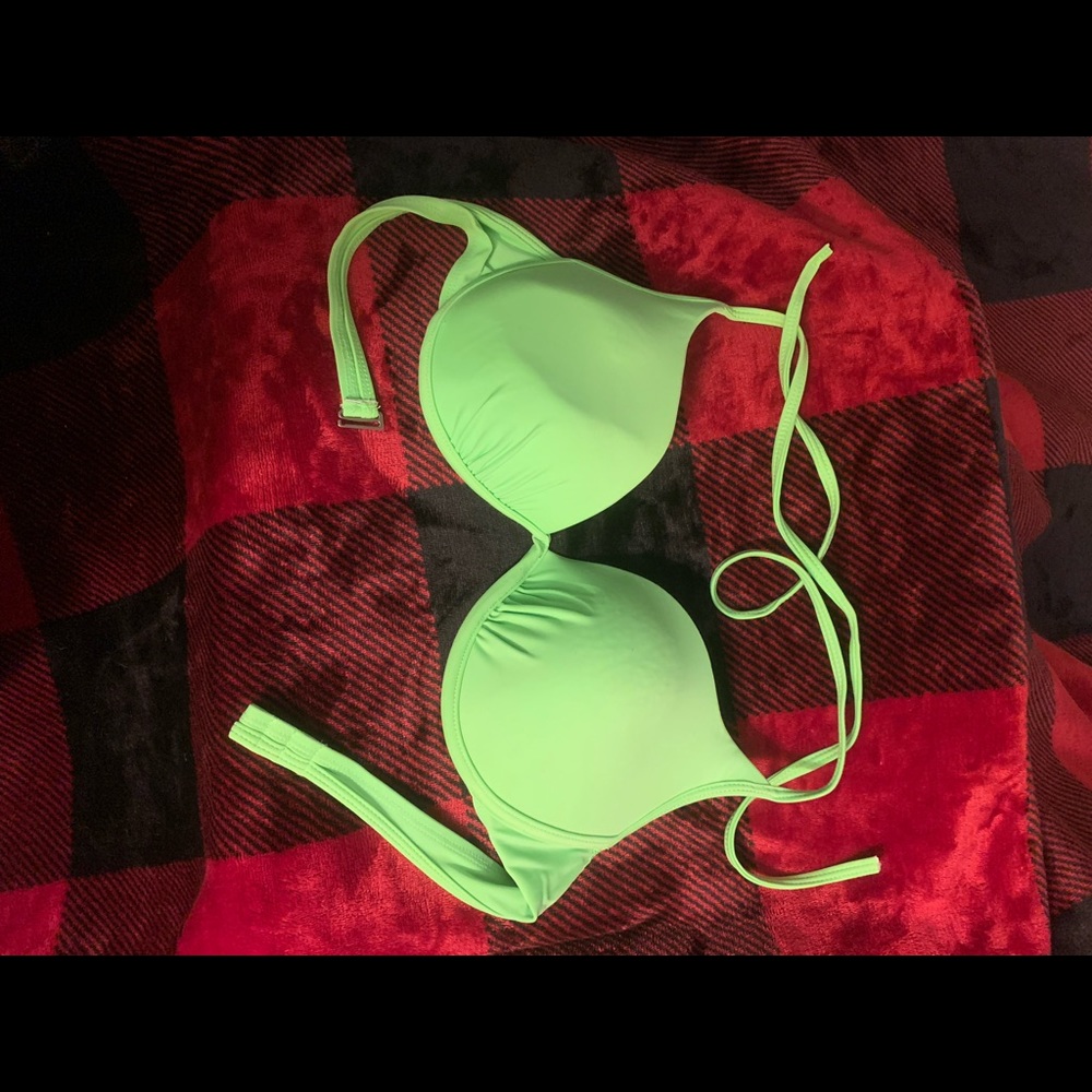 Bikini top